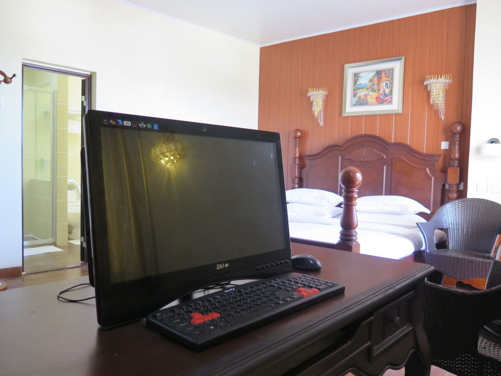 Hotel Essencia Dumaguete City Extérieur photo