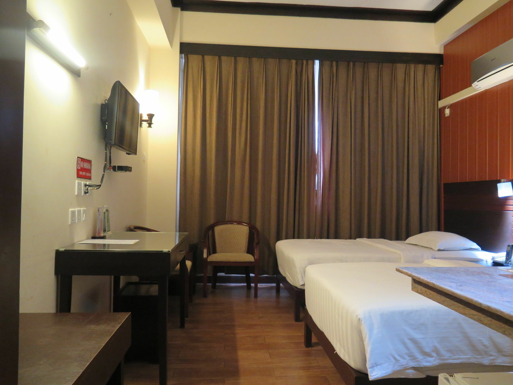Hotel Essencia Dumaguete City Extérieur photo